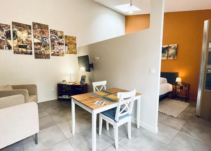 Сasa de vacaciones Domaine De Ludeye - Entre Vignes Et Forêt, Parc, Médoc